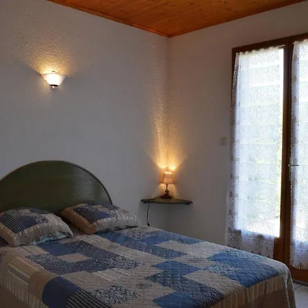Charmante 3 A 800m De La Avec Veranda Et Terrasse, Quartier Calme - Fr-1-229d-235 Holiday home Fleury (Aude)