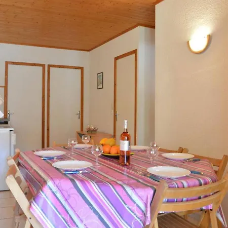 Charmante 3 A 800m De La Avec Veranda Et Terrasse, Quartier Calme - Fr-1-229d-235 Holiday home Fleury (Aude)