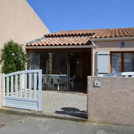 Charmante 3 A 800m De La Avec Veranda Et Terrasse, Quartier Calme - Fr-1-229d-235 Holiday home Fleury (Aude)