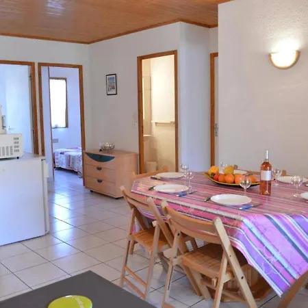 Charmante 3 A 800m De La Avec Veranda Et Terrasse, Quartier Calme - Fr-1-229d-235 *